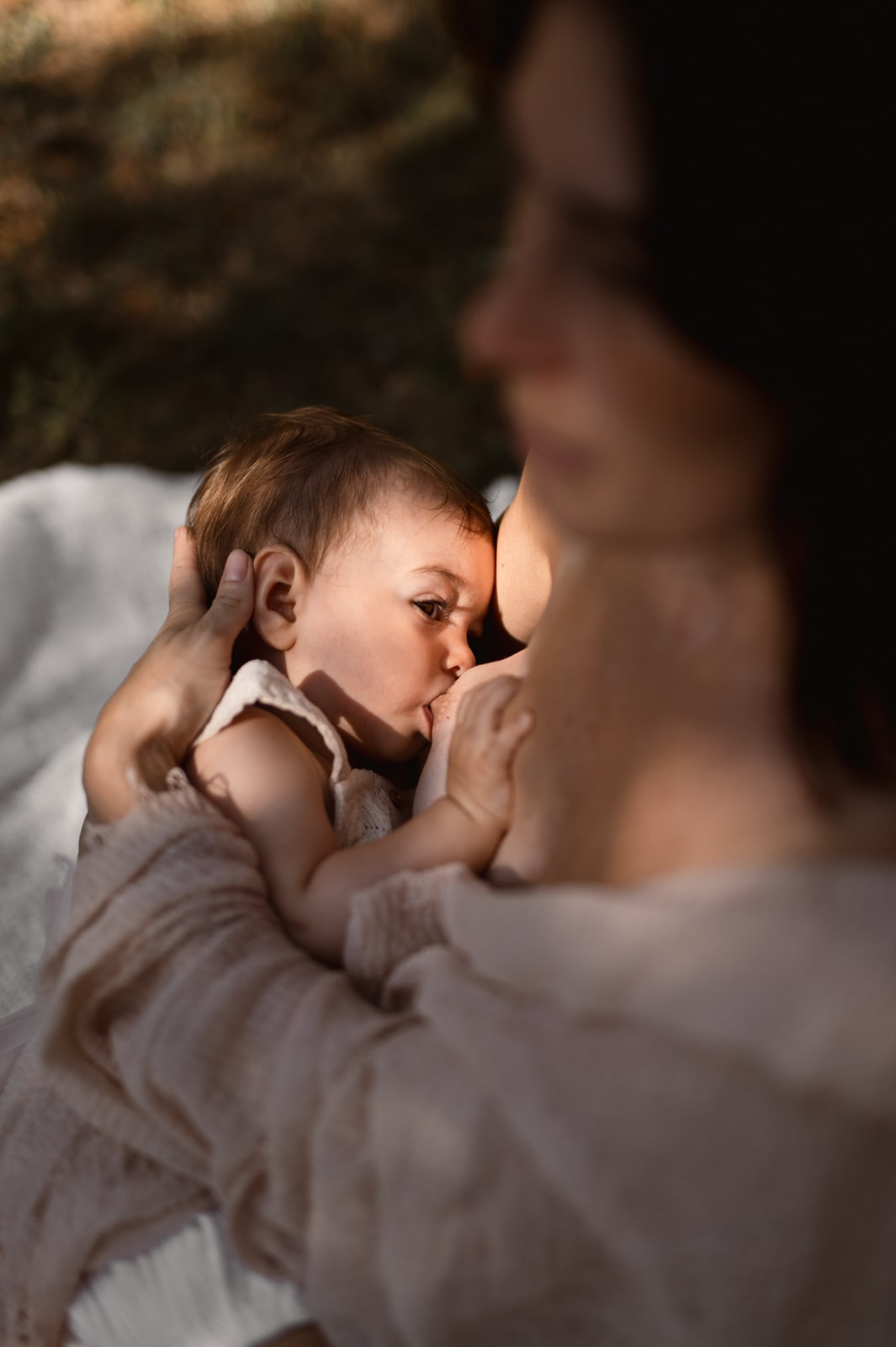 photo bébé et allaitement à Draguignan dans le Var. Lifestyle et naturel - maternité